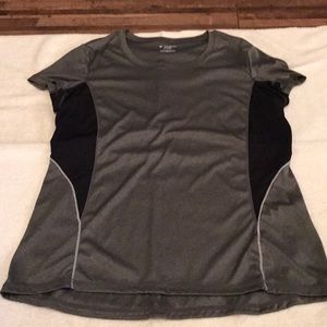 tek gear dri-fit t shirt. size XL.